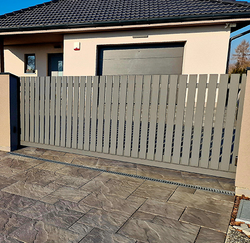 image:Image 07_samonosna.jpg